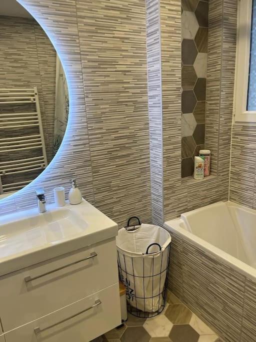 Appartement Cosy 6 Pers Noisy-le-Sec Zewnętrze zdjęcie